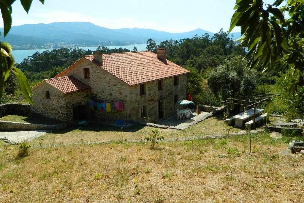 Villa Casa Crina Casa Restaurada Con Finca Grande Outes Exterior foto